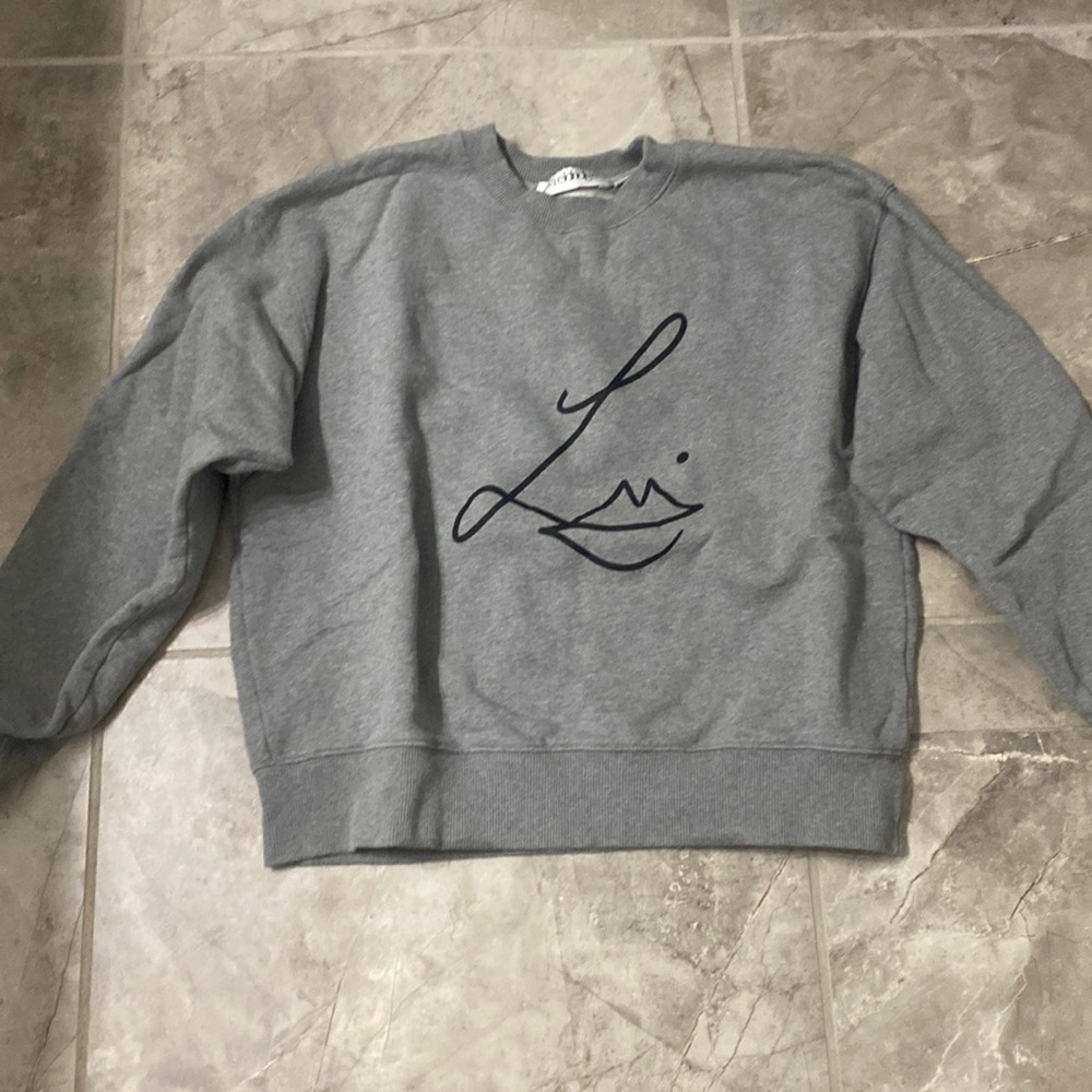 Lisa Eldridge studio sweatshirt